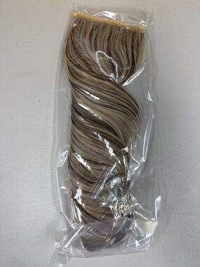 Sarla Invisible Wire Blended Blonde Clip-In Hair Extension - Multi-Tone Blonde